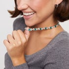 Short necklace with green crystals